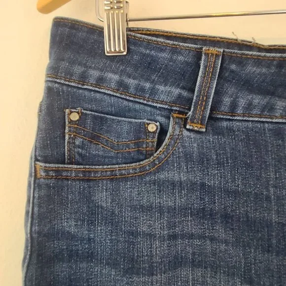 Levis 526 Blue Jeans Womens Sz 6 Slender Boot Cut Medium Wash Work Western Rodeo - Picture 2 of 12